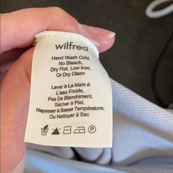 Aritzia Wilfred Librement Asymmetrical Sweater - Picture 7 of 7